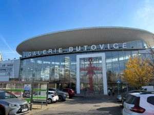 Contakt intră pe piaţa din Cehia şi accelerează expansiunea europeană, pe fondul listării programate pe AeRO